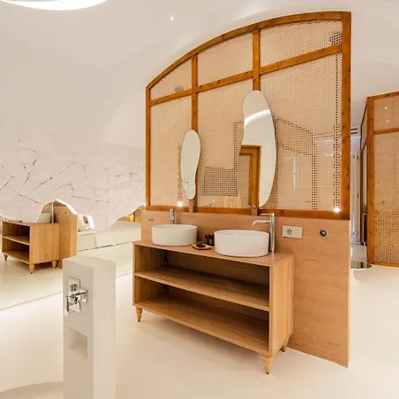 Anome Experience Hotel